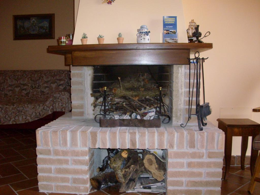 דירות טואורו סול טראסימנו La Loggina Maxi Con 2 Giardini Recintati Privati חדר תמונה